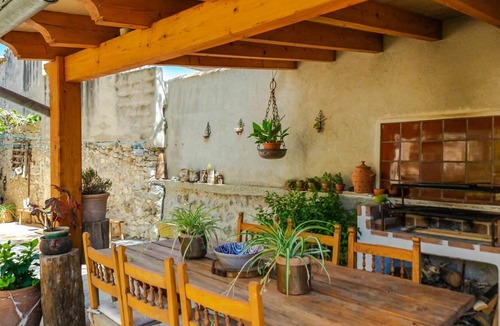 Mancor de la Vall House | Private Villa with A/C, WIFI, private pool, TV, patio, pets allowed, panoramic view, parking