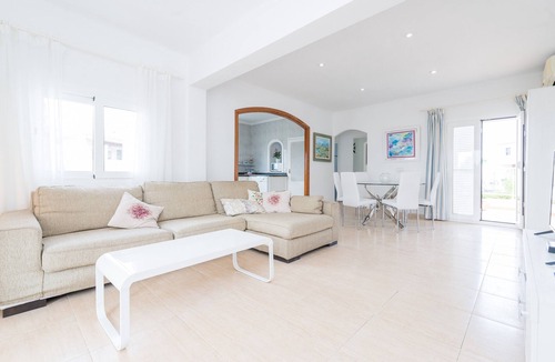 es Bacares House | PUESTA DE SOL - Apartment with sea views in Alcudia. Free WiFi