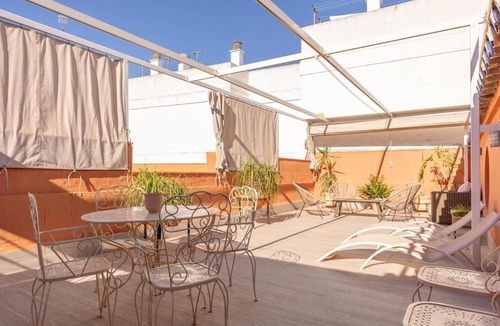 Encarnacion-Regina Apartment | Quevedo Deluxe Penthouse by Valcambre