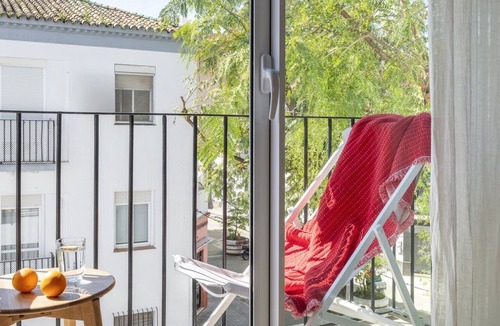 Los Remedios Apartment | Quiet 3-Bedroom Apartment with a Terrace in Los Remedios