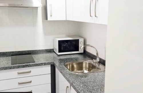 Museo Apartment | Quiet Central Apartment in Seville, 1 Bedroom, Balcony