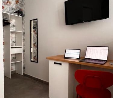 Villa de Vallecas Apartment | R1 Espacio Premium cerca del Metro Madrid