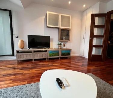 Centro y casco historico Apartment | R2R - Aura Oviedo, Ático con garaje - 604C