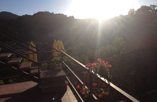 Castellar de N'hug Apartment | Remarkable 2-Bed Apartment in Castellar de n'Hug