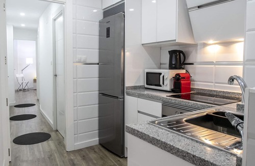 Camino de Ronda Apartment | Renovated, Comfortable Apartment in Center Granada