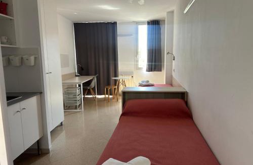 Terrassa Hostel | Residencia Universitaria Resa Francesc Giralt i Serrà