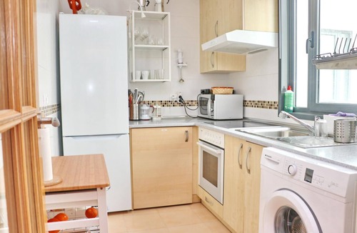 Conil de la Frontera City Center Apartment | Rio Salado apartment in a residential complex with swimming pool