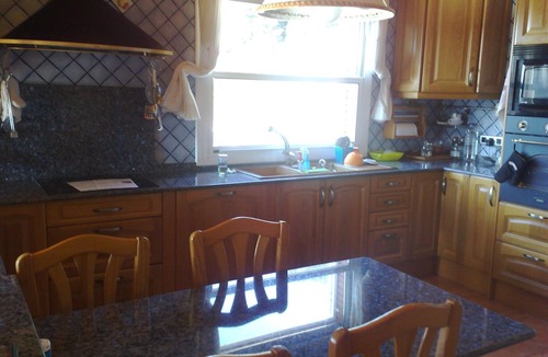 Sant Fost de Campsentelles House | Room with private bathroom . house in the countryside 25 minutes from BARCELONA