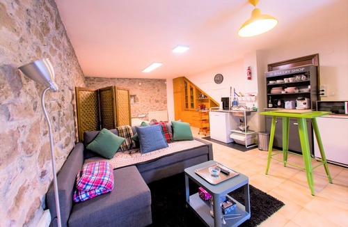 Iurreta Ski Chalet | Room with Private Bathroom in a Traditional Basque House with a Terrace