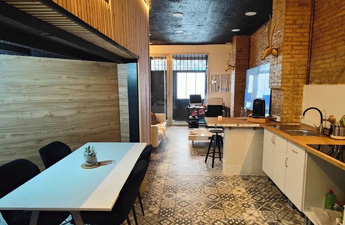 Ruzafa Apartment | Russafa, industrial-style apartment in the heart of Ruzafa (Rusafa).