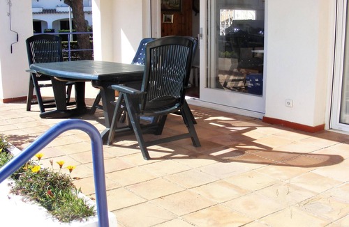Llanca Apartment | SANT CARLES 7 Fantastic apartment in the seafront