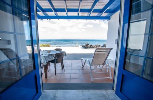 Punta Mujeres Apartment | Seashell Beach House on the frontline of the ocean