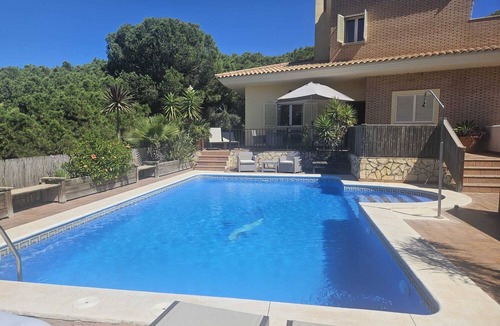 Isla Cristina Villa | Secluded Villa with Pool & Hot Tub near Beaches, Golf, Islantilla & Ayamonte