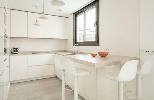 Triana Apartment | Sevilla Luxury Penthouse in Triana - large terrace, private pool and parking