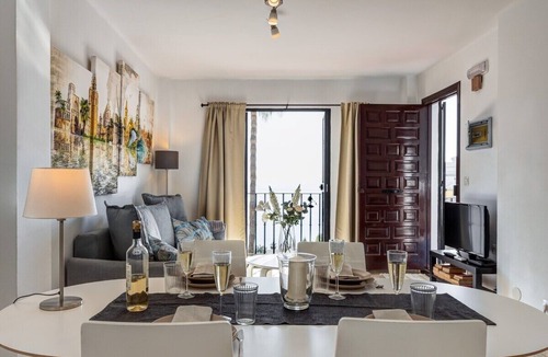 Chimenea Apartment | SHR004 Smile Beach House. Incredible views.