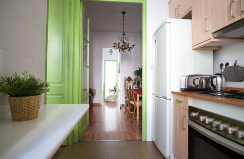 el Camp d'en Grassot i Gracia Nova Apartment | Silent flat in Gracia minutes 10 minutes walking from Sagrada Familia!
