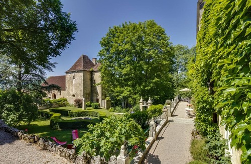 Hauteroche House | Small castle in the heart of Burgundy, swimming pool, panoramic view
