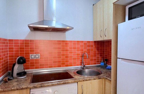 Las Lagunas Apartment | Sol Suites Apartment with a Balcony