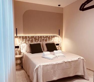Ciudad Rodrigo Apartment | SOL13 3B 2 Hab Luxe Wifi y AC en Centro Historico