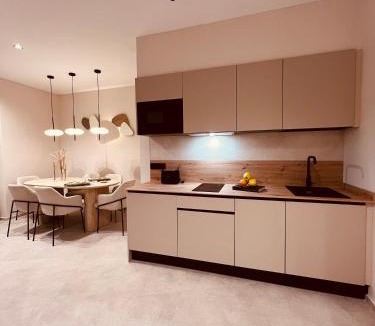 Ciudad Rodrigo Apartment | SOL13 3B 2 Hab Luxe Wifi y AC en Centro Historico