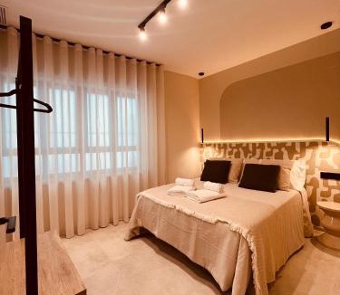 Ciudad Rodrigo Apartment | SOL13 3B 2 Hab Luxe Wifi y AC en Centro Historico