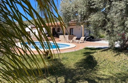 Frigiliana House | Spacious 4 Bed villa with pool and fantastic views!