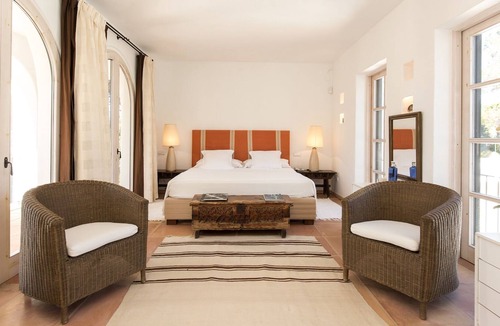 Sant Rafael de Sa Creu Villa | Spanish Finca with Private Pool, Outdoor Kitchen, Tennis Court & Large Gardens