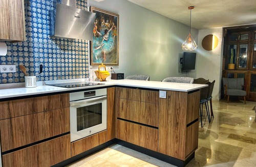Albaicin House | Spectacular 3-Bedroom House Downtown with Unbeatable Views over Granada.