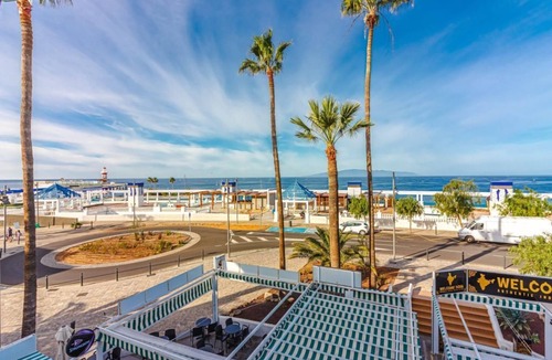 Costa Adeje Apartment | Spectacular apartment with sunset ocean views in Fanabe Beach with free WIFI
