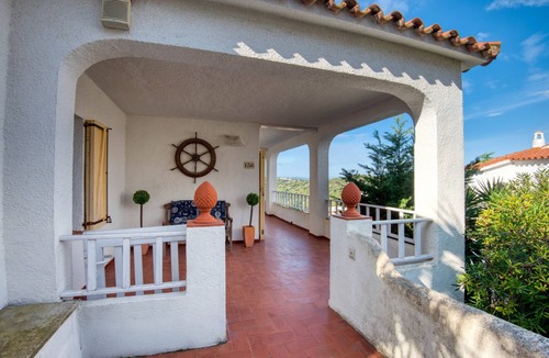 L'Escala Ski Chalet | SPECTACULAR VILLA WITH PRIVATE POOL IN MONTGÓ, L'ESCALA