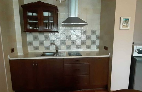 Madrona Apartment | Standard Apartment Private Bathoom