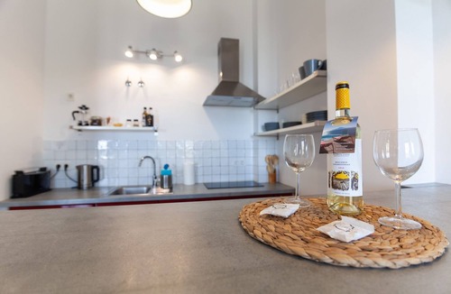 Tarifa Apartment | Studio gound floor with garden and Sea Views