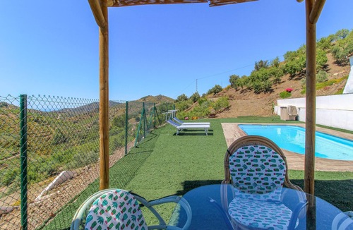 Canillas de Albaida House | Stunning home in Canillas de Albaidas