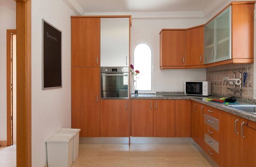 Sonnenland House | Stunning private villa for 8 guests with A/C, private pool, WIFI, TV, terrace and pets allowed