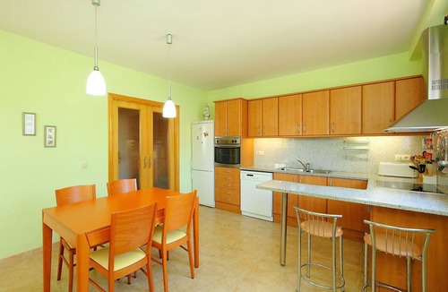 La Goba House | Stunning private villa for 6 people with private pool, WIFI, TV, patio and pets allowed
