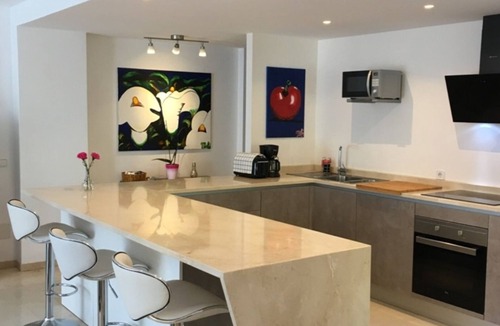 Vallgornera House | STUNNING VILLA, PRIVATE POOL, AIR CONDITIONING, Wi-Fi, beach, ocean, 3 bedrooms + 3 bathrooms