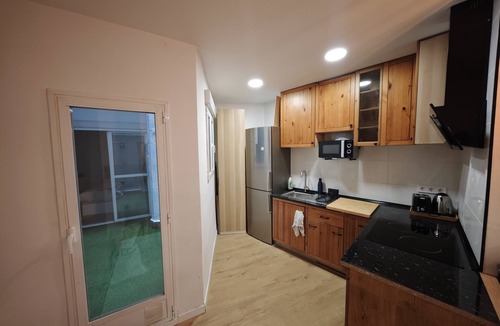 Arroyo de la Vega Apartment | Stylish Alcobendas Studio Seasonal