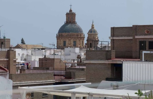 San Julian Apartment | Stylish Calm Retreat - Pool - Feria, Alameda Area