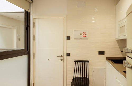 Encarnacion-Regina Apartment | Suite Balcón Magdalena: Private Terrace, Pool & Wi-Fi in Seville