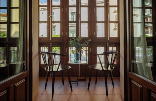 Encarnacion-Regina Apartment | Suite Balcón Magdalena: Private Terrace, Pool & Wi-Fi in Seville