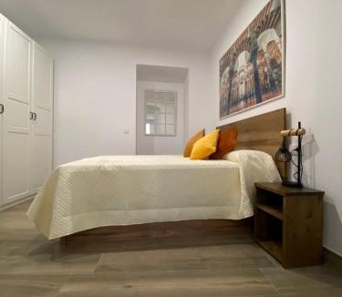 Santa Marina Apartment | SUITES DEL MAR y SUITE DE CÓRDOBA - Apartmentos en pleno centro