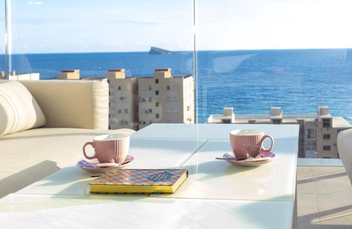 Cala Apartment | SUNSET SAILORS vibe apartment