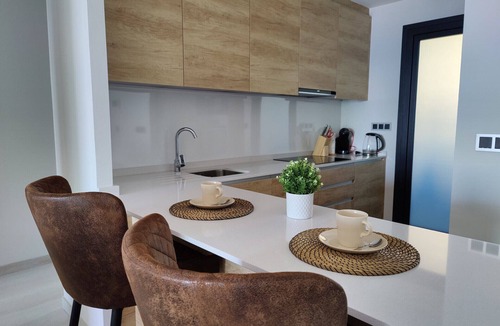 Benidorm Apartment | SUNSET WAVES blue sky apartment