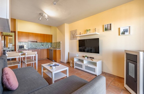 Pradollano Apartment | Superior Apartment 31 C with Mountain Views, Private Terrace, and Wi-Fi