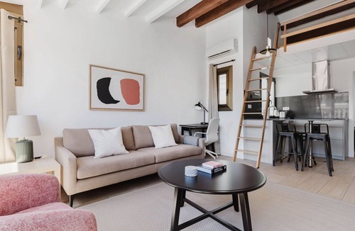 Sant Gervasi Apartment | Sweet Galvany 1BR Furnished Penthouse, by Blueground