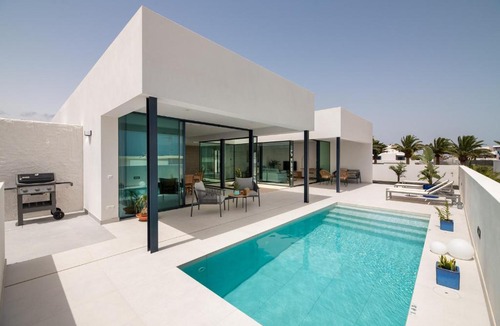 Puerto Calero Villa | TABOIRE by Buenavilla
