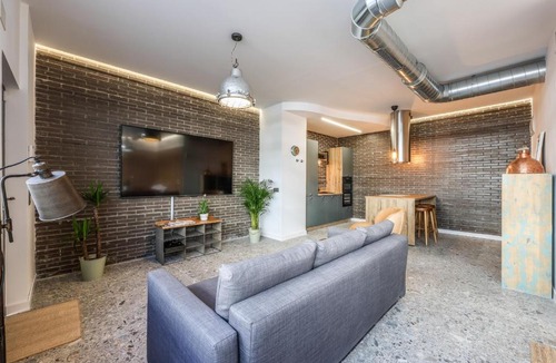 Villaverde Apartment | The Executive Industrial Loft - Madrid Rio - High End Kitchen Alquiler Temporal