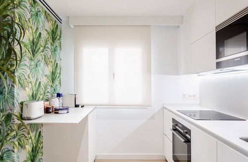 Old Town Apartment | "The Palms" new, ac, terrace, calm near Old Town