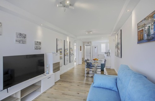 Costa Adeje Apartment | The Penthouse, Fabulous Sunset, Heated Pool, Fiber