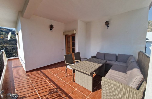 Fregenite House | The Retreat, Alcazar, Orgiva - Sleeps 8
